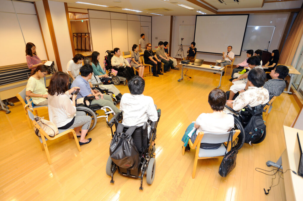 養成講座1回目全員集合写真１